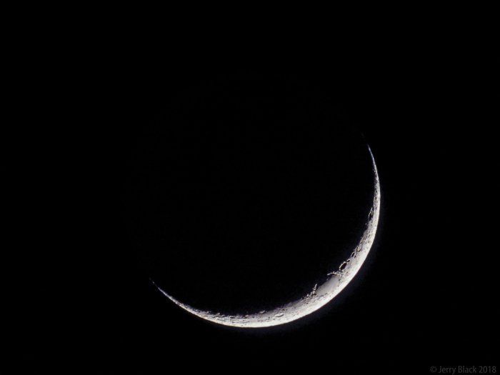 7.1% Waxing crescent Moon