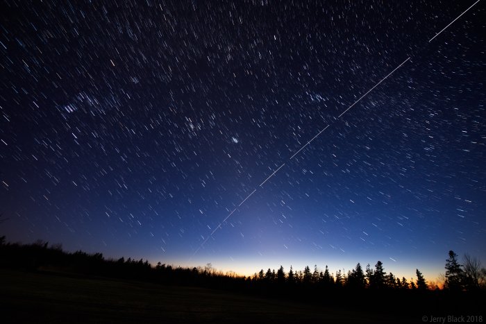 ISS (Zarya) flyover the Bay of Fundy in southwestern Nova Scotia with zodical light